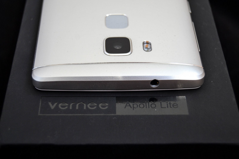 TomTop: Подробный обзор Vernee Apollo Lite - мощный смартфон на Helio X20