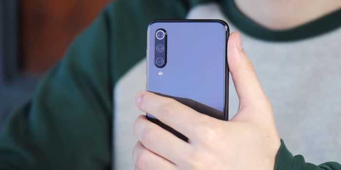 Samsung Galaxy A50 или Xiaomi Mi 9 SE: какой смартфон купить? – фото 17