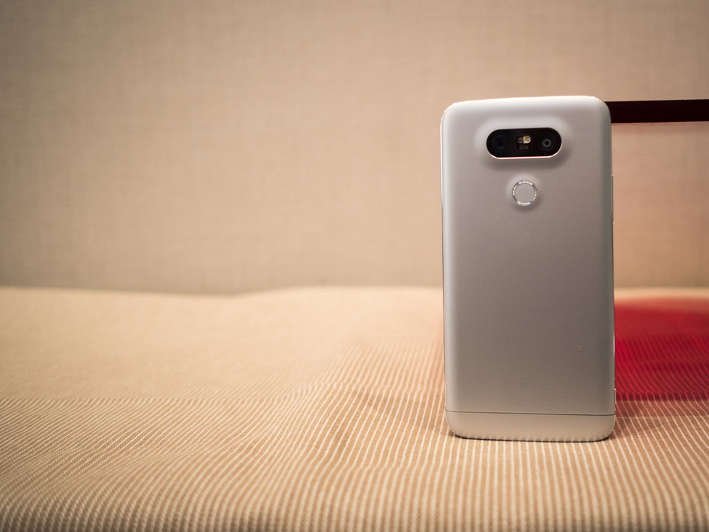 LG G5 без модулей-имиджевая картинка 1
