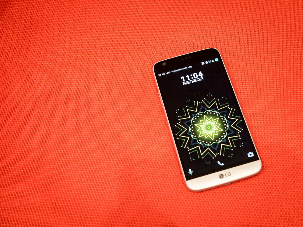 LG G5-экран фото 