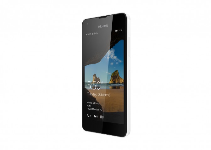 Microsoft Lumia 550-экран