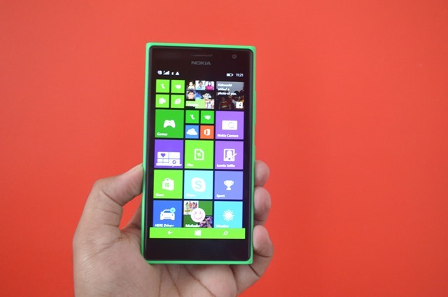 Nokia Lumia 730 -Эргономика