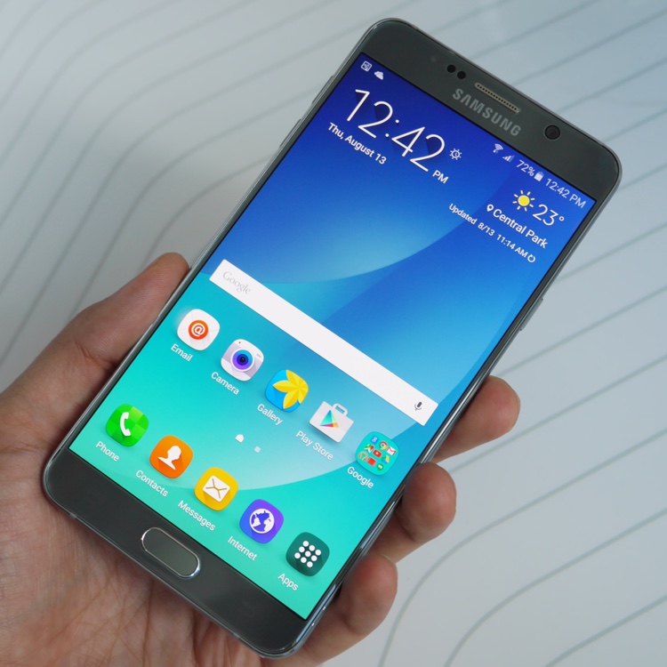 Samsung Galaxy Note 5-дизайн фронтальная панель