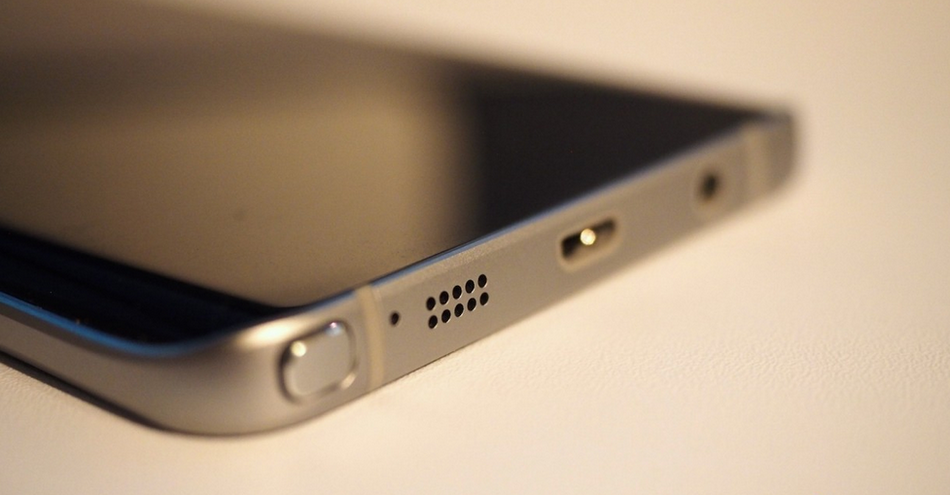 Samsung Galaxy Note 5-интерфейсы нижний торец