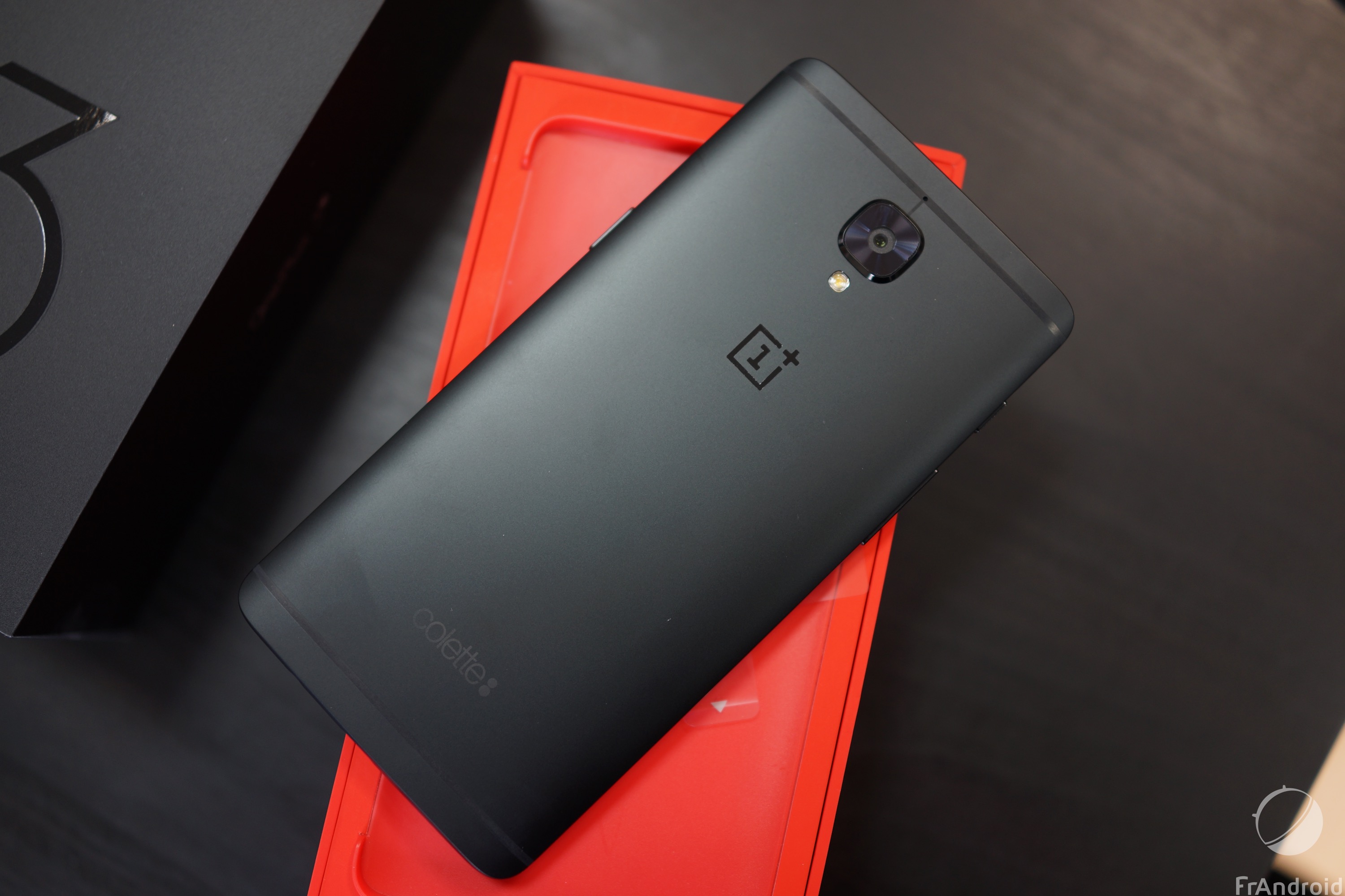 One plus 13. Смартфон ONEPLUS 3t 128gb. ONEPLUS oneplus3t. Смартфон ONEPLUS one 3t. ONEPLUS 3t Midnight Black.