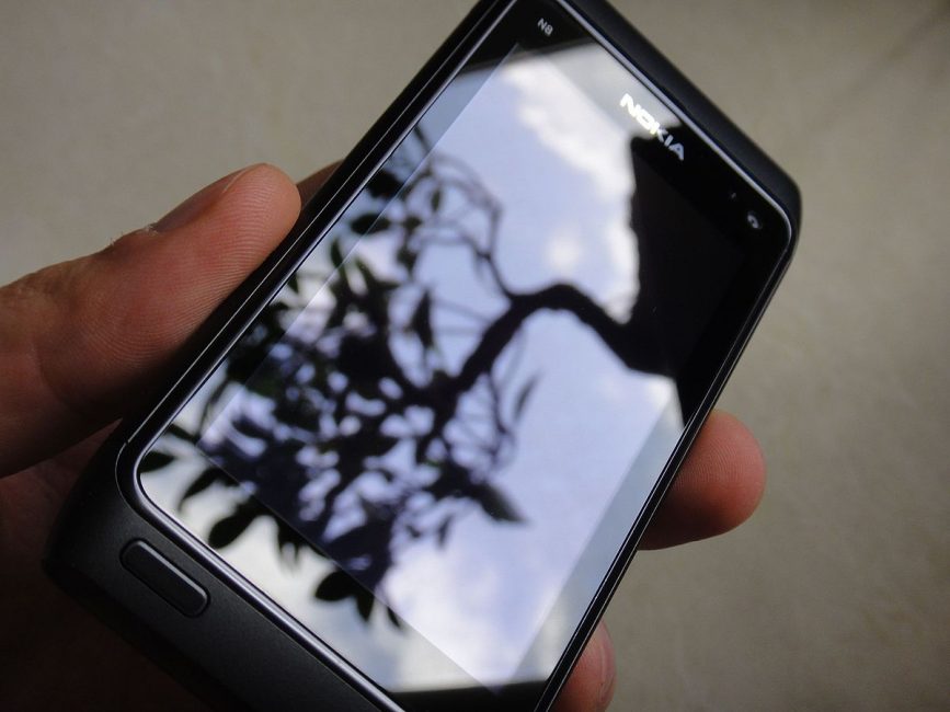 Использование Gorilla Glass для телефона Nokia