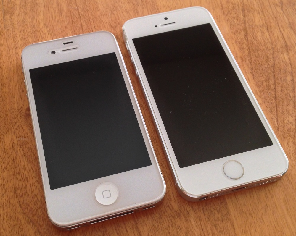 сравнение внешнего вида iPhone 4S и iPhone 5S