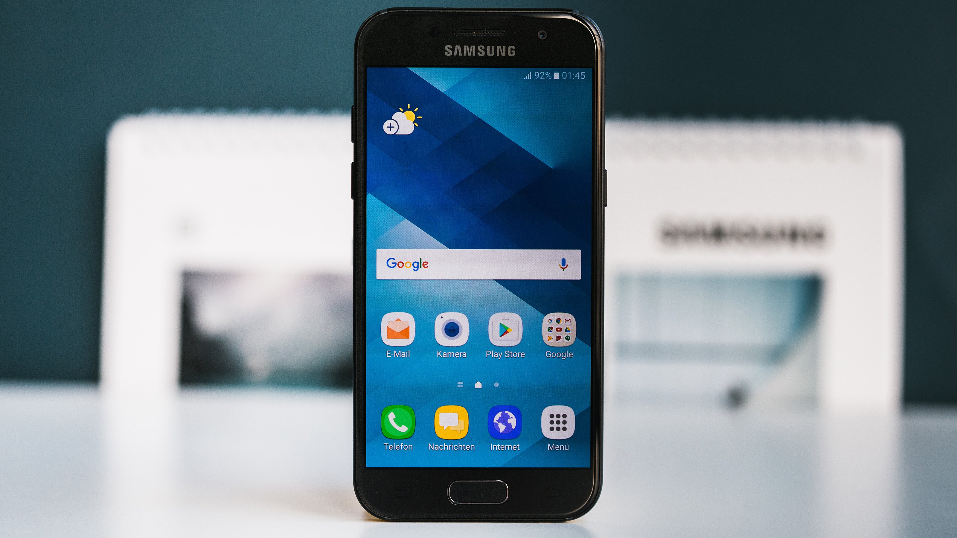 Samsung Galaxy A3 Design
