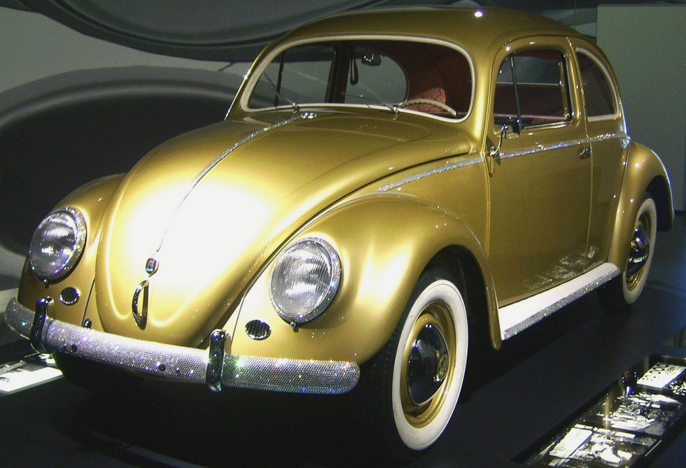 Юбилейный миллионный «золотой» Volkswagen Жук образца 1955 года