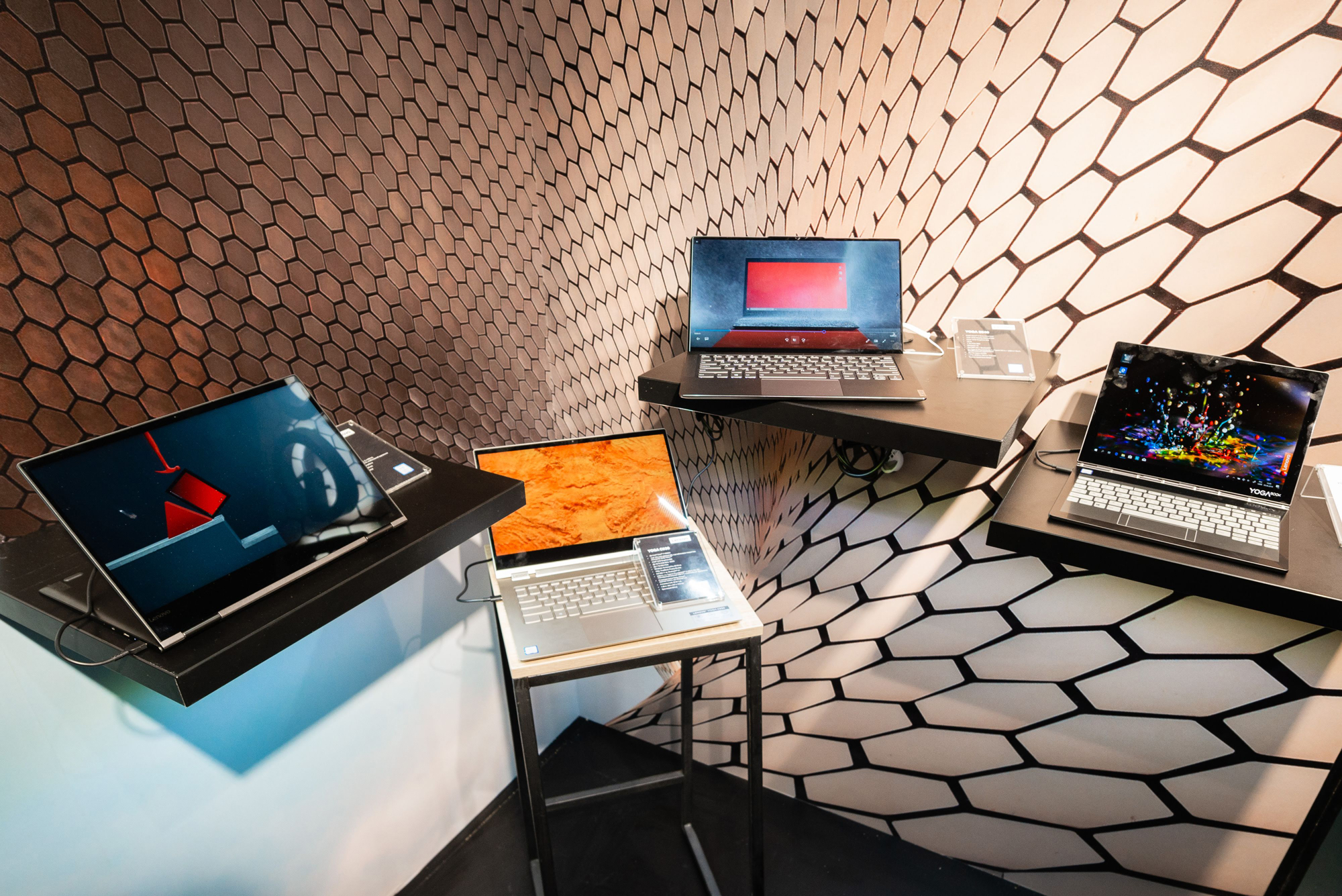 Lenovo_YOGA_CEE2019