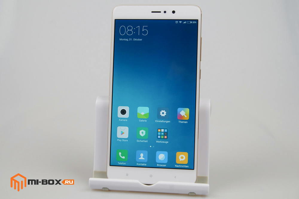 Обзор Xiaomi Mi 5s Plus - передняя сторона
