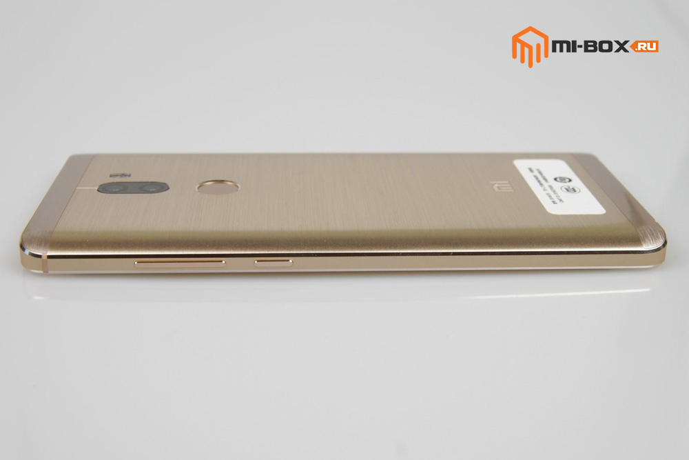 Обзор Xiaomi Mi 5s Plus - правая грань