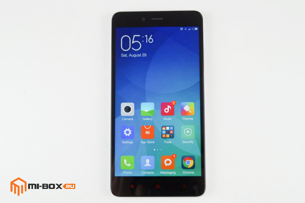 Обзор Xiaomi Redmi Note 2 - передняя сторона