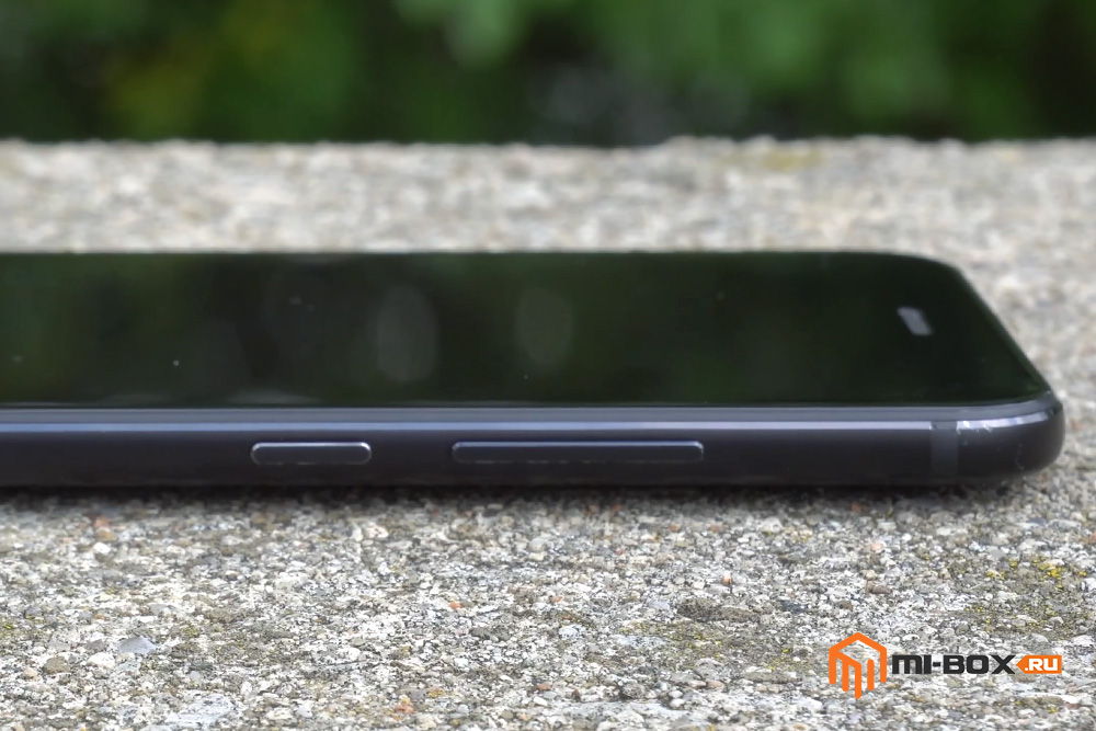 Обзор Xiaomi Mi 5x - правая грань
