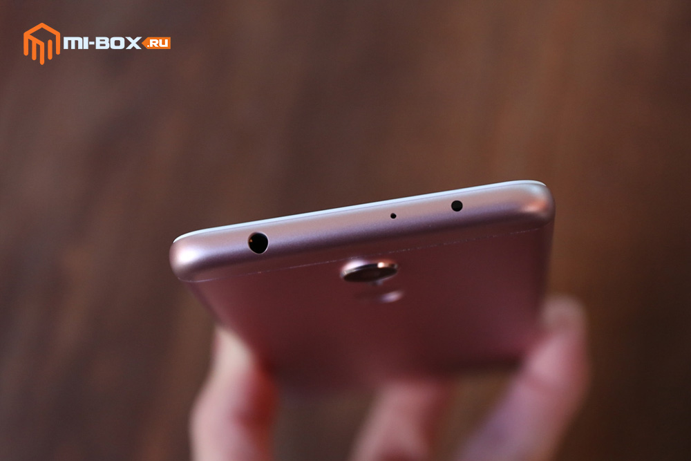 Обзор Xiaomi Redmi 5 - верхняя грань