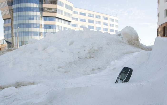 Nokia 3310 в снегу