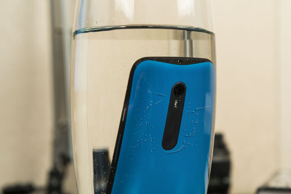 защита от воды IPX7 в Motorola Moto g 3rd gen