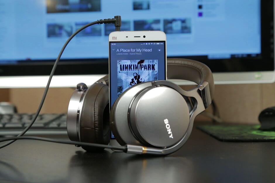 качество звука в наушниках Xiaomi Mi5