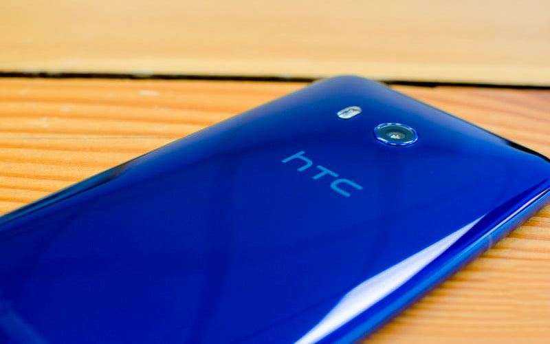 Дизайн HTC U11