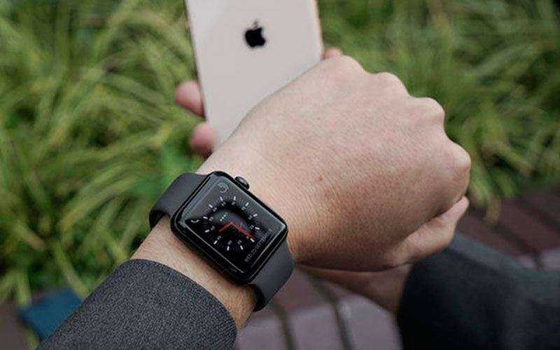 Смарт-часы Apple Watch Series 3