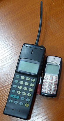 Nokia 150 and nokia 1100.jpg