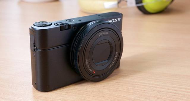 Sony RX100 Mark V – пример компактной фотокамеры с дюймовой матрицей